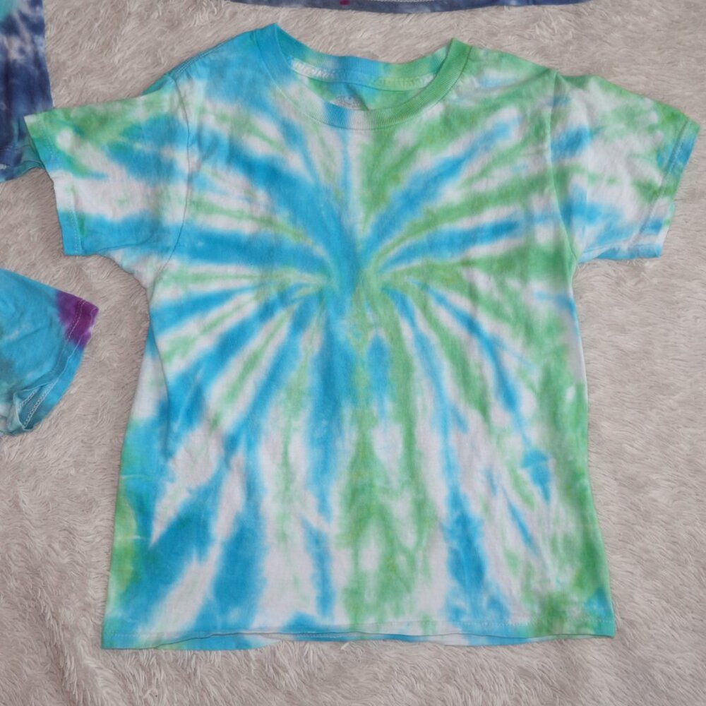 Boys Size 6 Fruit of the Loom Tie-Dye T-Shirt Bundle - Set of 6 - 100% Cotton - Picture 4 of 9